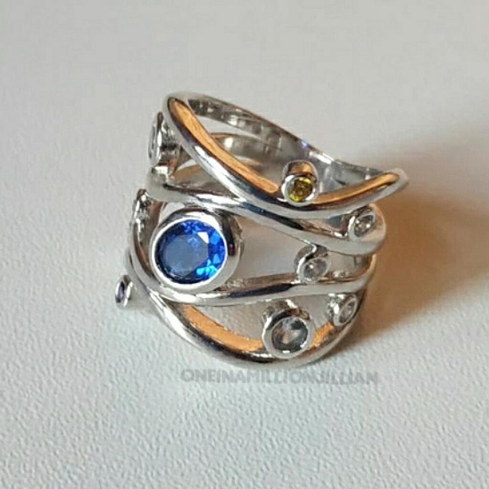 Wide Band Fashion Statement Ring - Picture 2 of 6